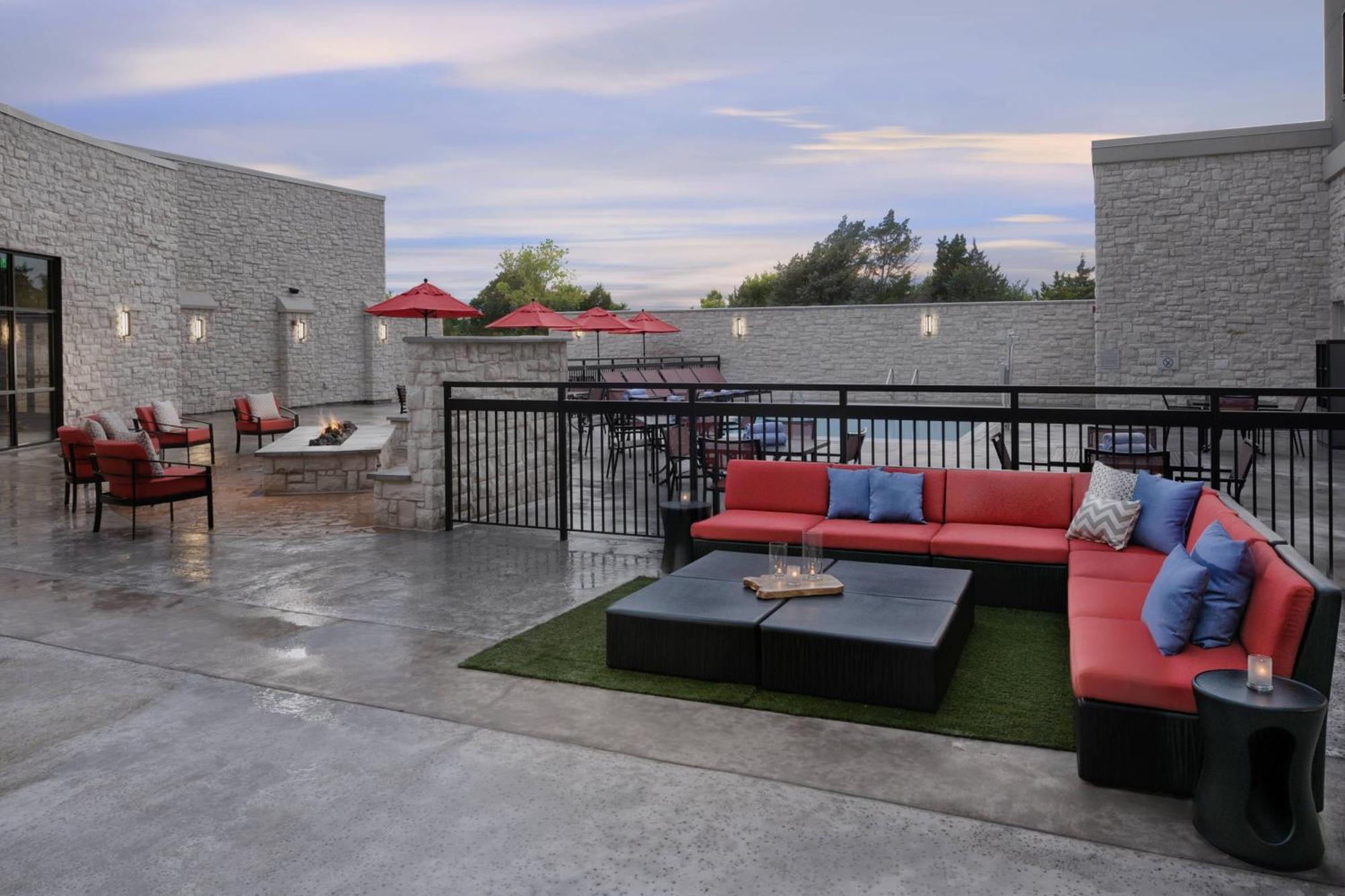 Courtyard By Marriott Austin פלוגרוויל מראה חיצוני תמונה